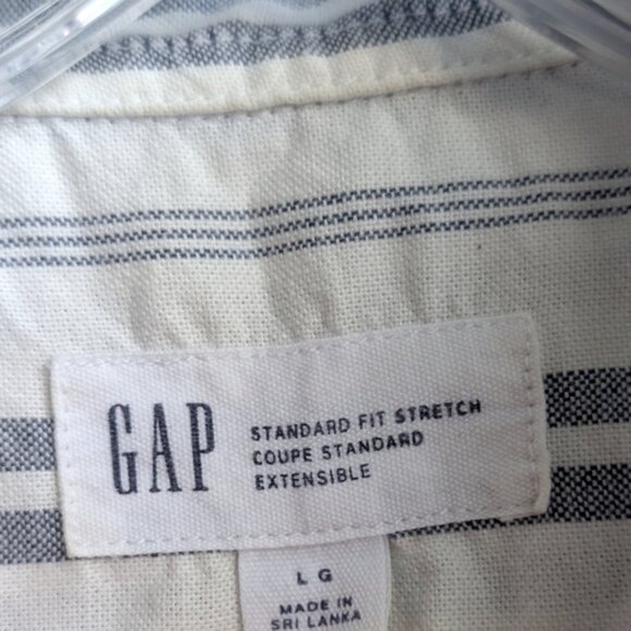 GAP Blue Casual Button Down Shirt with Vertical Stripes - Picture 3 of 4